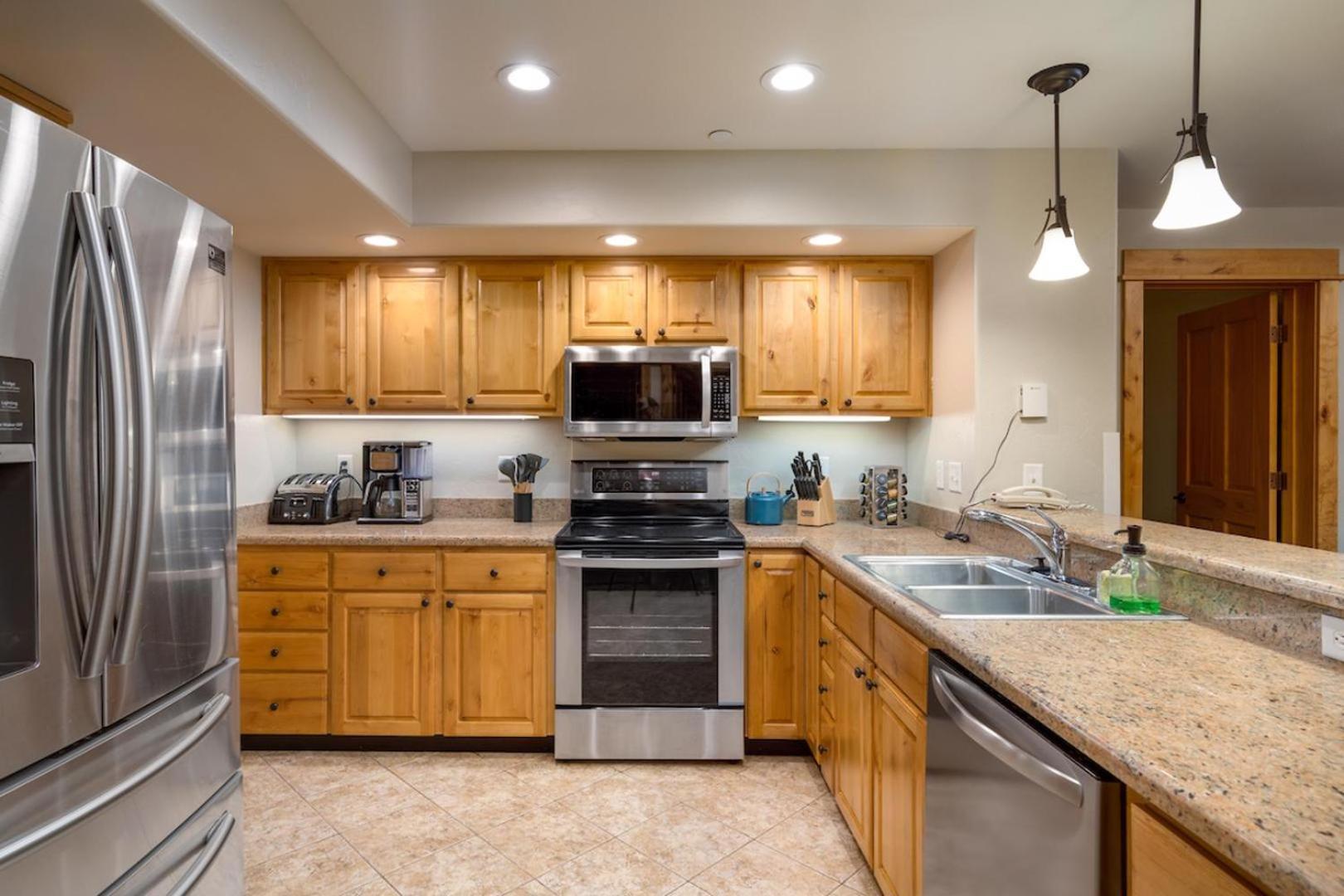 #1012 - Walk To Ski, Newly Remodeled Mountain View Condo With Pool Steamboat Springs Zewnętrze zdjęcie